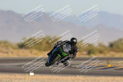 media/Dec-09-2023-SoCal Trackdays (Sat) [[76a8ac2686]]/Turn 15 Set 1 (230pm)/